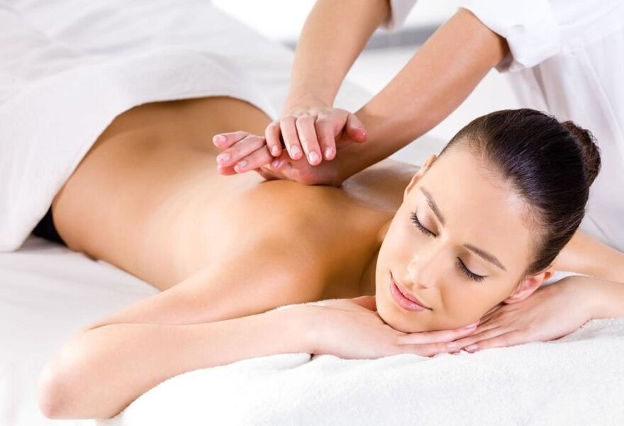 Therapeutic Massage alang sa Thoracic Osteochondrosis